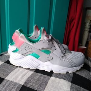 Nike Air Huarache south beach